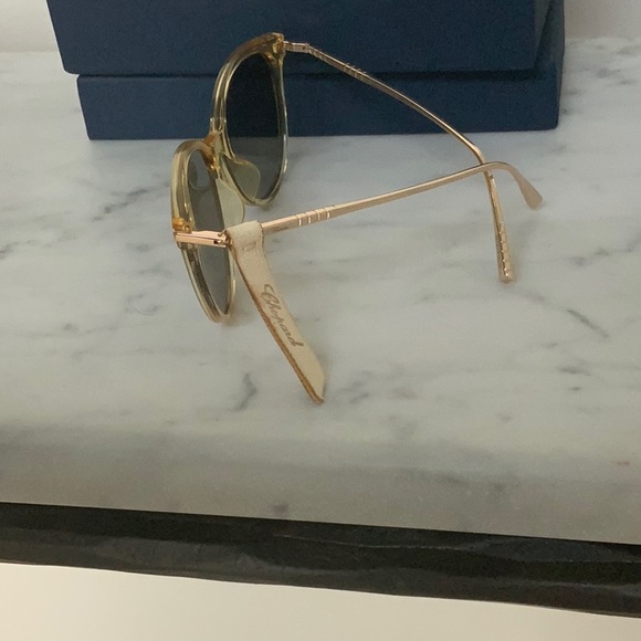 Chopard Sunglasses
SCH301
Yellow/grey (0B86) - Picture 3 of 5